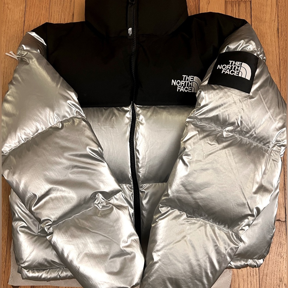 The northface nuptse novelty white label